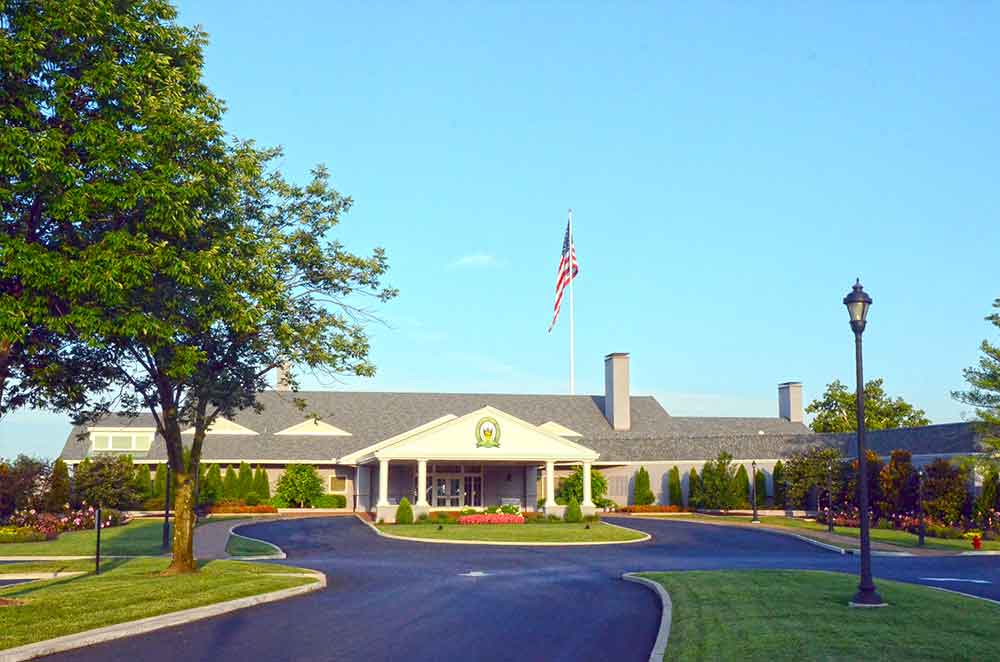 Sunset-Country-Club-St-Louis-MO-Club-House